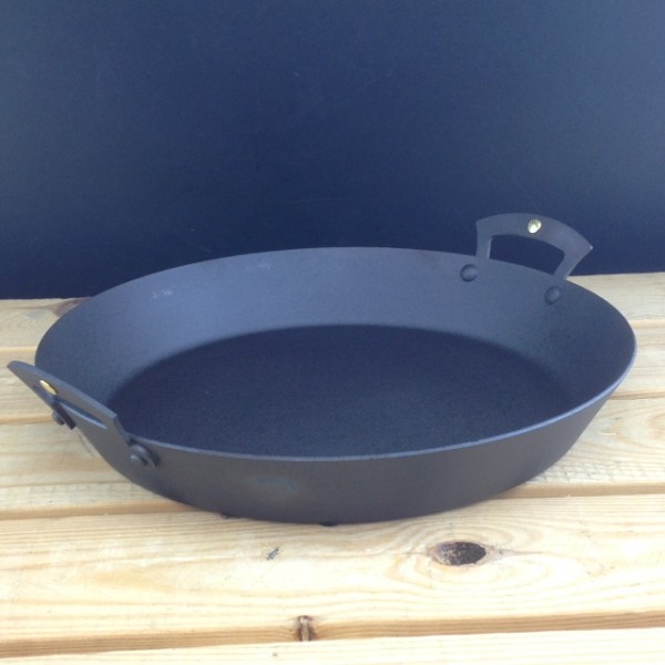 Oven proof outlet skillets